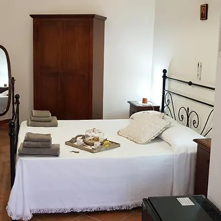 Residenza I Nidi Bed & Breakfast Santa Caterina (Apulia)